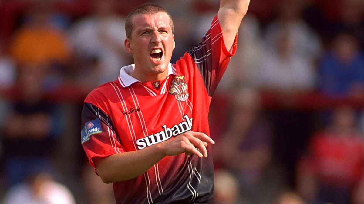 Our epic 2022-3 shirt design got us nostalgic for the last time we saw such clobber; the 1999-00 Nationwide Conference season