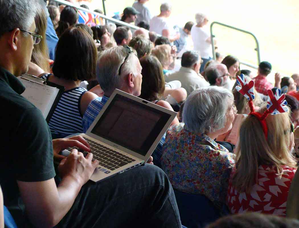 Just picture the scene. It's 2000 and the internet is still a new thing for most of us. But could it be football's future?