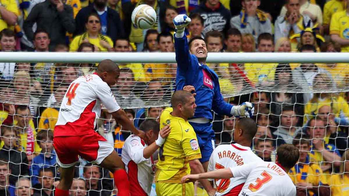 Is Chris Day one of our 10 best Stevenage goalkeepers? Well, yes...