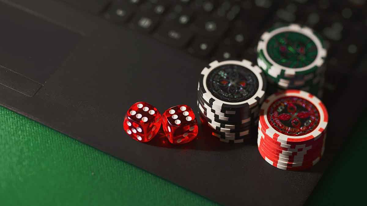 What are the main differences between UK and non-UK gambling sites – and why are more people turning to the latter for their bets?