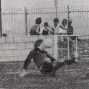 Gary Sones came into the Boro' team for the start of the 1983-4 campaign; the first of two brief spells between the sticks for us