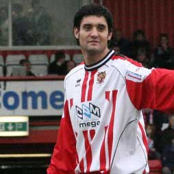 Jamie Slabber is the young striker snapped up by Mark Stimson at the end of December 2006, following his departure from Grays Athletic