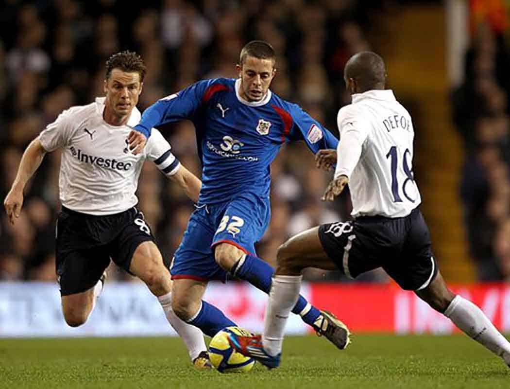Robin Shroot in action against Tottenham Hotspur, 2012